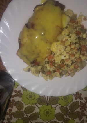Una foto de Pechuga de pollo rellena con queso cremoso