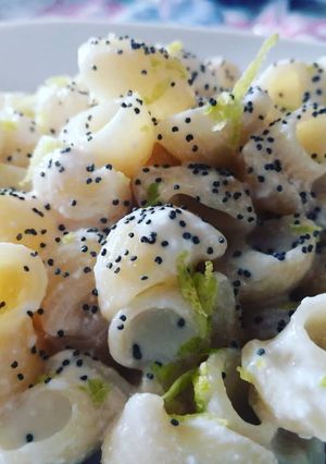 Foto di Pipe con ricotta, limone e semi di papavero