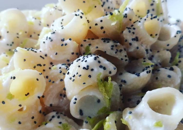 Step-by-Step Guide to Make Favorite Pipe con ricotta, limone e semi di papavero