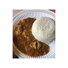 A picture of Chicken curry sauce.