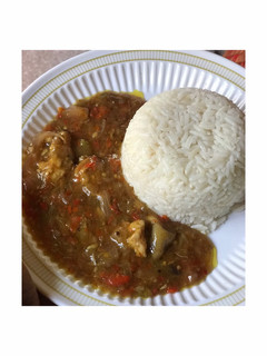 A picture of Chicken curry sauce.