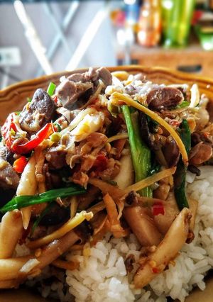 รูปของ เมนู ตับไก่ผัดเต้าเจี้ยวสไตล์เรา