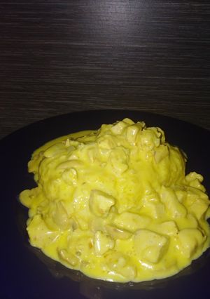 Una foto de Strogonoff de pollo
