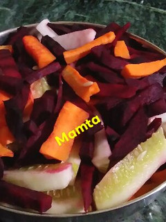 सलाद(Salad recipe in Hindi) रेसिपी मुख्य फोटो