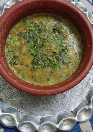 A picture of Handi daal.