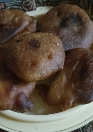 मीठे पुए (meethe puye recipe in Hindi) रेसिपी मुख्य फोटो
