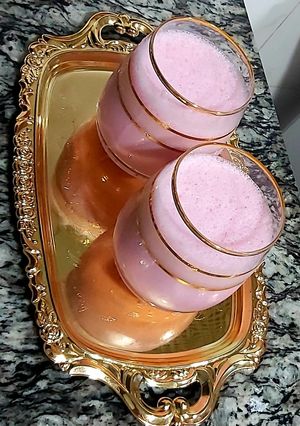 A picture of Strawberry milkshake.