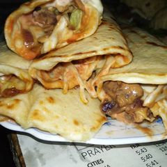 A picture of Chicken shawarma.