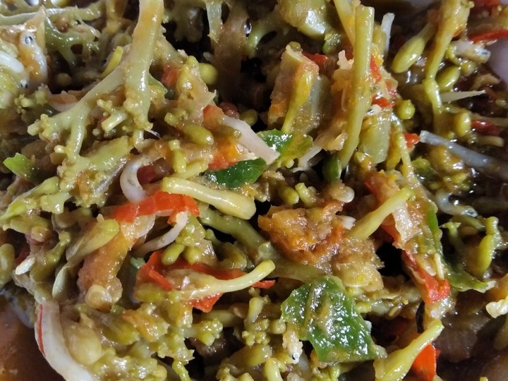 Resep Tumis kembang kates pedas yang Lezat