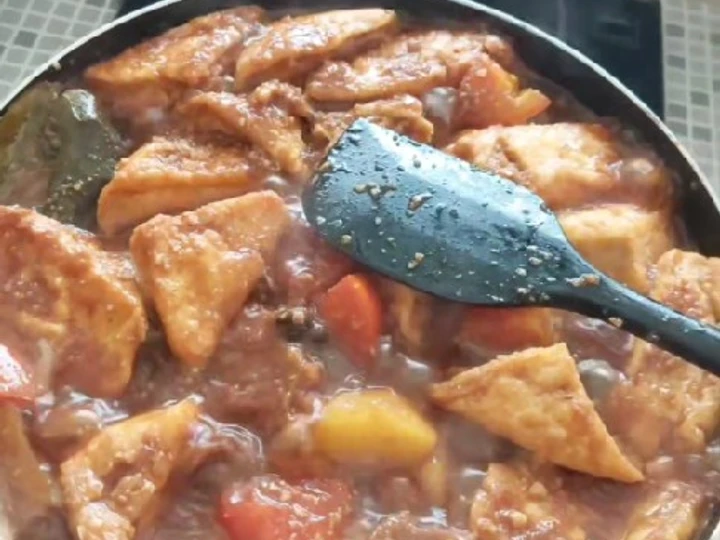 Langkah Mudah untuk Membikin Resep Semur daging tahu kentang yang Bikin Ngiler Anti Ribet, Mantap