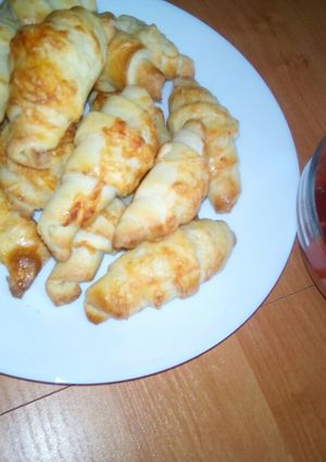Croissant mártogatóssal recept fotója