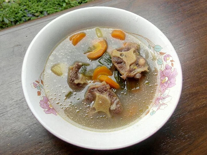 Langkah Mudah untuk Membuat Resep Sup Buntut Sapi yang Enak