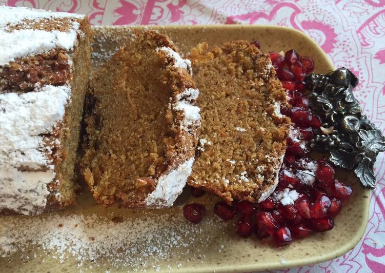 Bizcocho de zanahorias con pasas, nueces y orejones