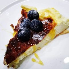 A picture of My keto burnt cheesecake.