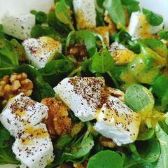 A picture of Purslane Salad.