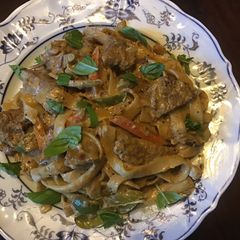 A picture of California Farm Panang RiceNoodle Curry.