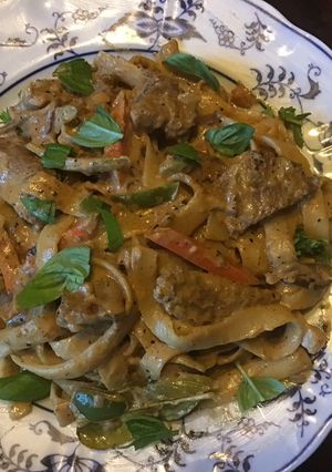 A picture of California Farm Panang RiceNoodle Curry.