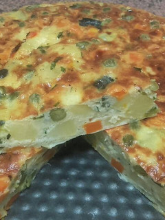 Una foto de Pastel de verduras al horno delicioso y rápido / comida de Marruecos