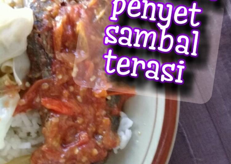 Ikan asin penyet sambal terasi