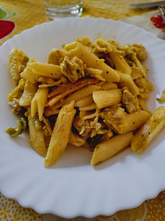 Una foto de Macarrones a la carbonara auténtica