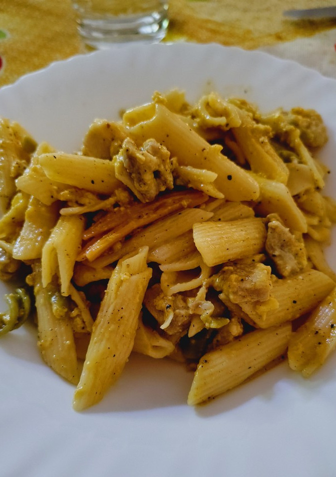 Una foto de Macarrones a la carbonara auténtica