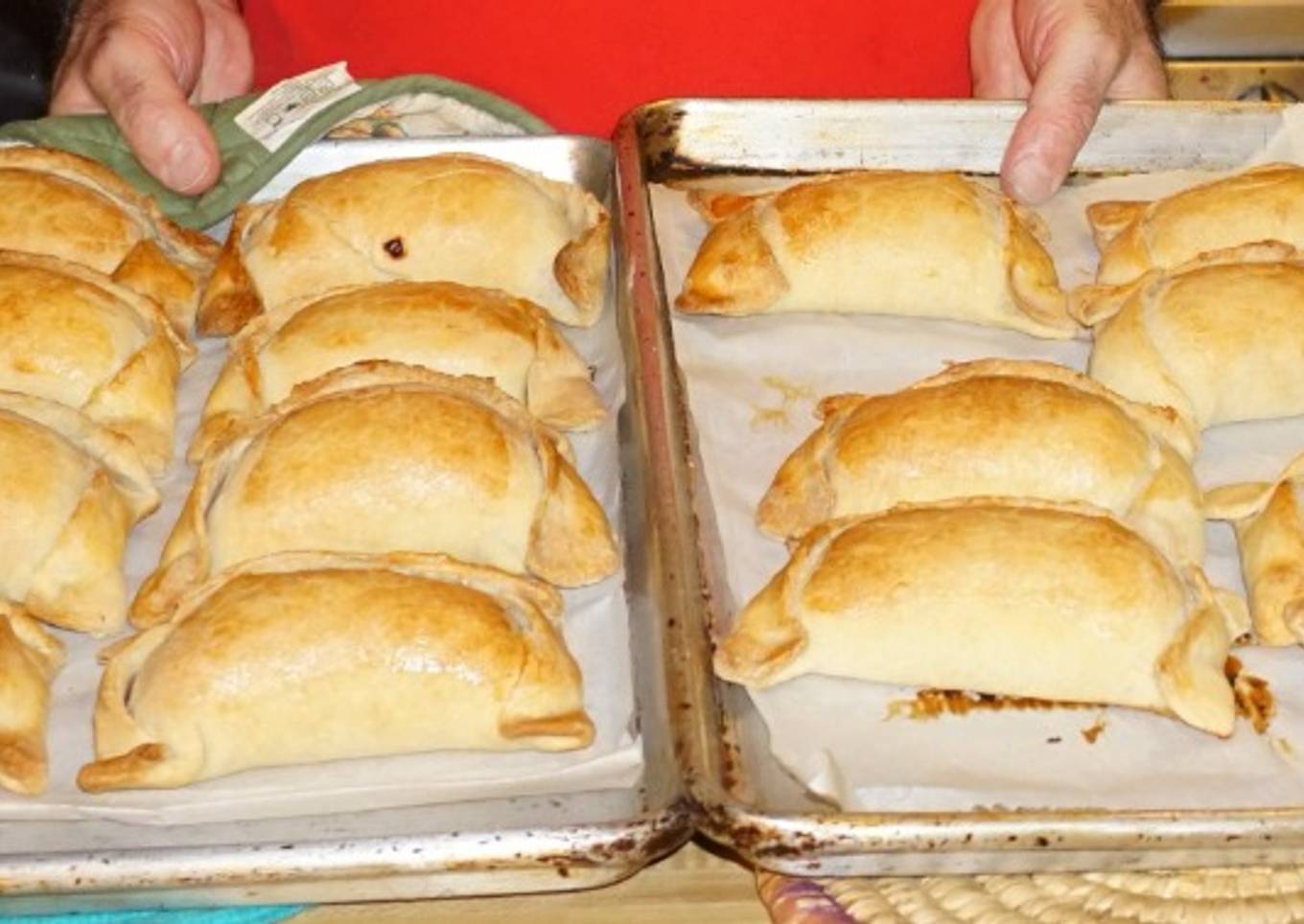 EMPANADAS CON PINO DE CARNE ASADA. JON STYLE