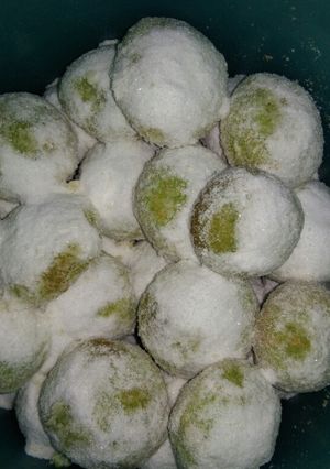 Foto resep 8. Pandan Snowball cookies
