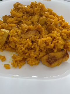 Una foto de Paella