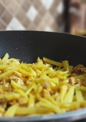 عکسی از دستور تن ماهی با سیب زمینی