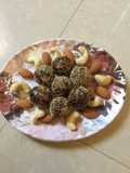டேட்ஸ் லட்டு🌴🌴 (Dates laddo recipe in tamil)