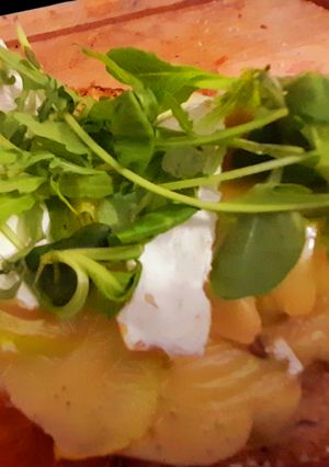 Une photo de Tartine pomme camembert