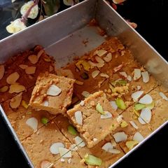 A picture of Sweet Squares.