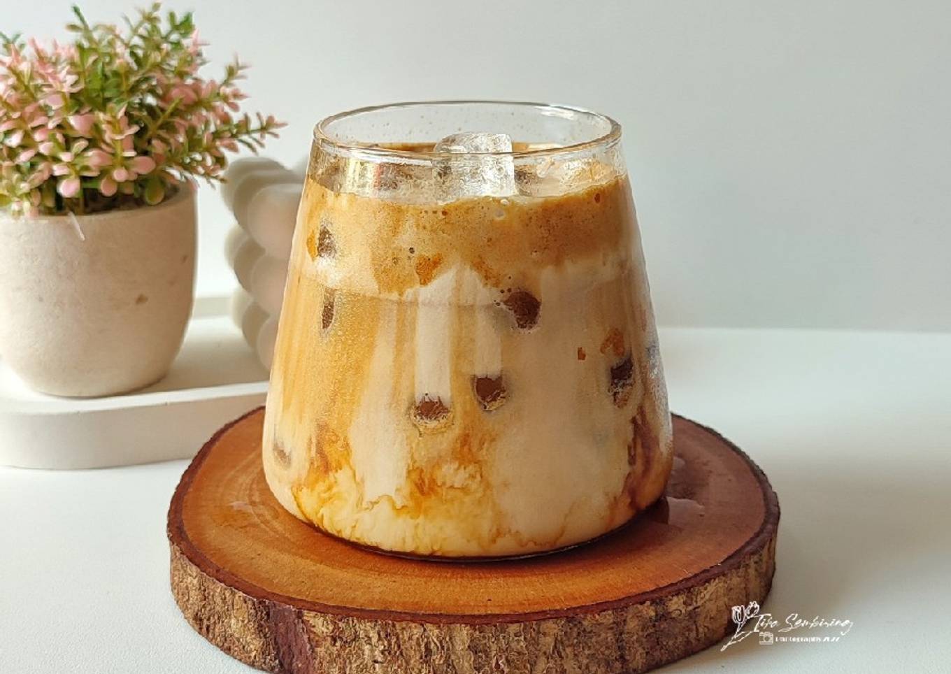 Es Kopi Susu Caramel
