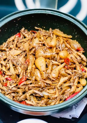 Hình của món Cá bống kho kiệu.