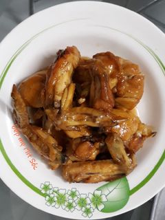 Hình của món Cánh gà chiên nước mắm.