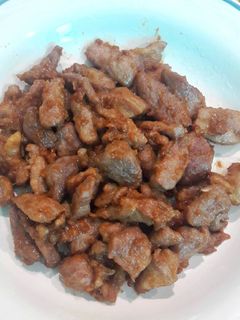 รูปของ หมูทอดกระเทียม🐖