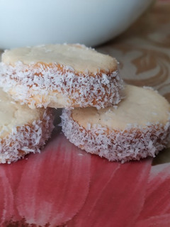 Una foto de Alfajores de maicena