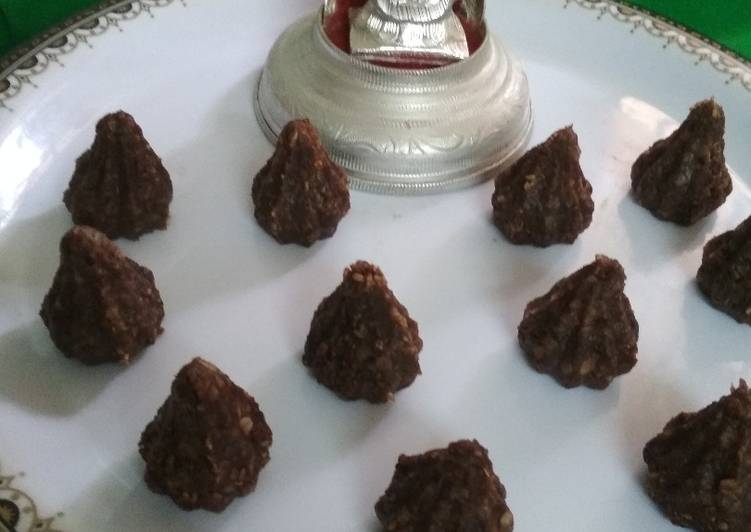 How to Prepare Homemade Chocolate ots modak