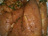 หมูหมักน้ำผึ้งพริกไทยดำ