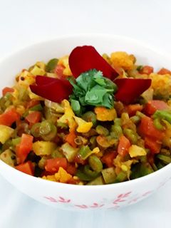 મિક્સ વેજ સબ્જી (Mix Veg Sabji Recipe In Gujarati) રેસીપી મુખ્ય ફોટો