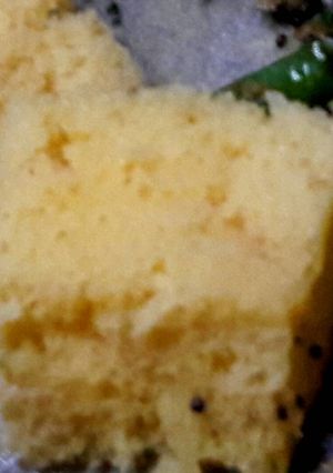 A picture of Khaman (aka Dhokla-out of Gujarat).