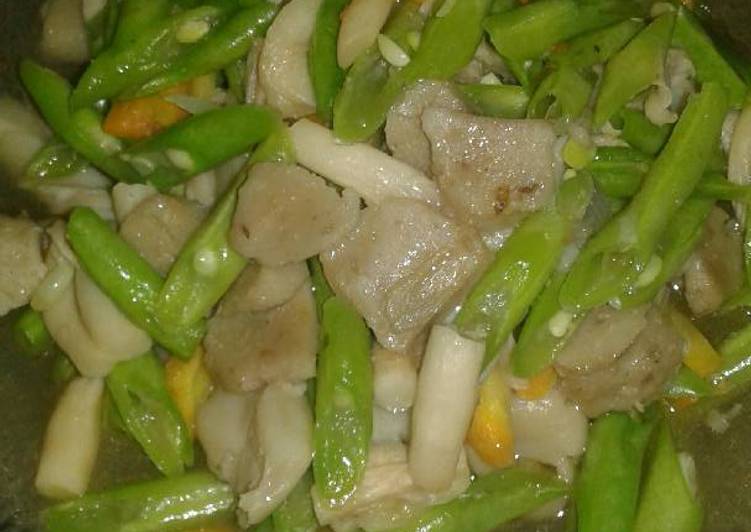 Oseng jamur tiram n buncis gak pedes lagi😊