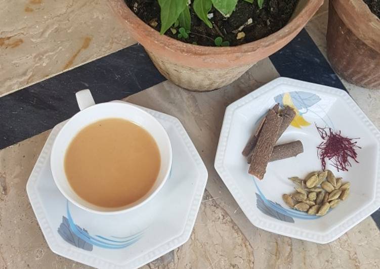 How to Prepare Quick Zaffrani chai #EidMeetup #drink