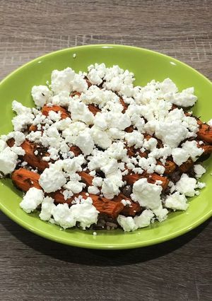 Une photo de Carottes rôties au miel et à la feta