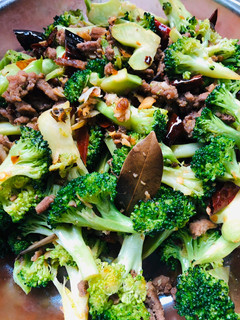 Foto resep Tumis brokoli daging cincang
