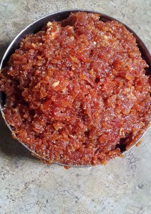 गाजर का हलवा (gajar ka halwa recipe in Hindi) रेसिपी मुख्य फोटो