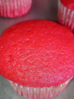 A picture of Red velvet.