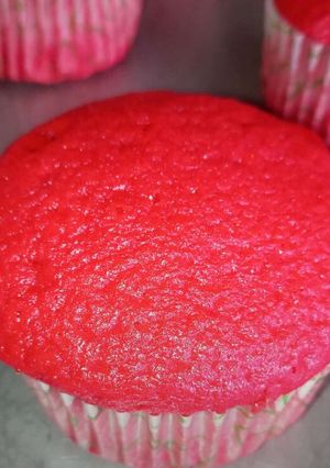 A picture of Red velvet.
