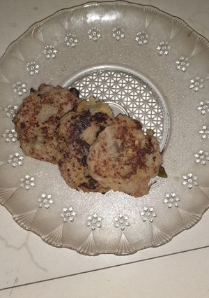 कच्चे केले का वड़ा (kacche kele ka vada recipe in Hindi) रेसिपी मुख्य फोटो