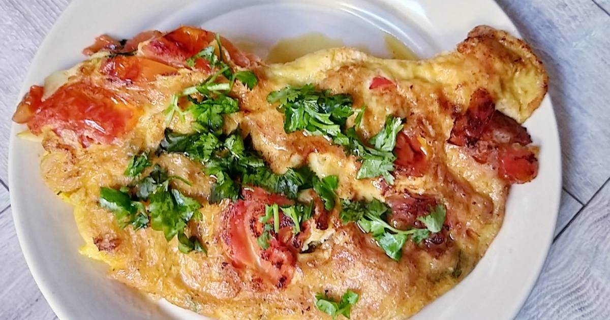 Resep Tomato Coriander Omelette oleh Roro Woelan Cookpad